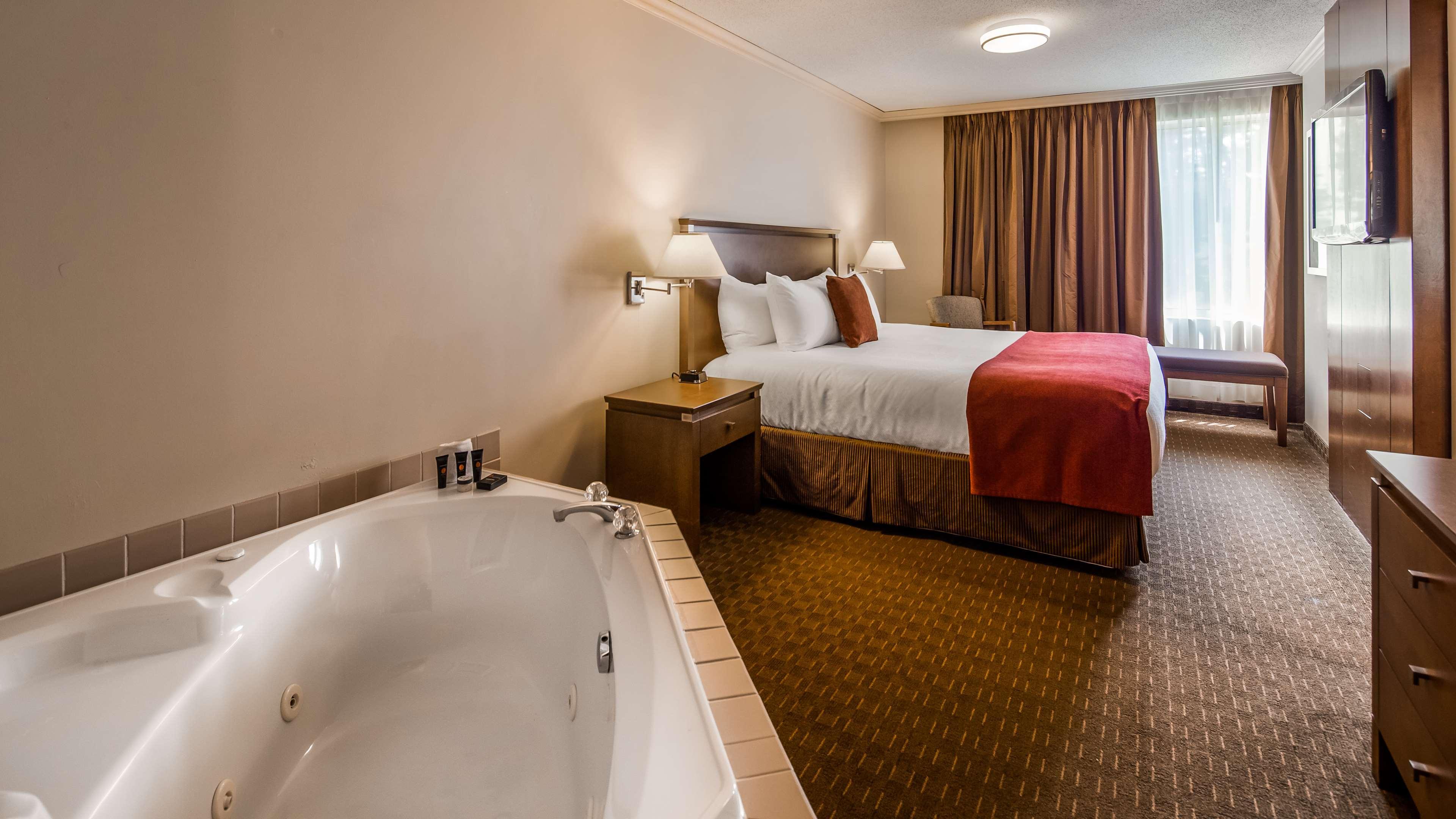 Best Western Plus Guildwood Inn Сарниа Екстериор снимка