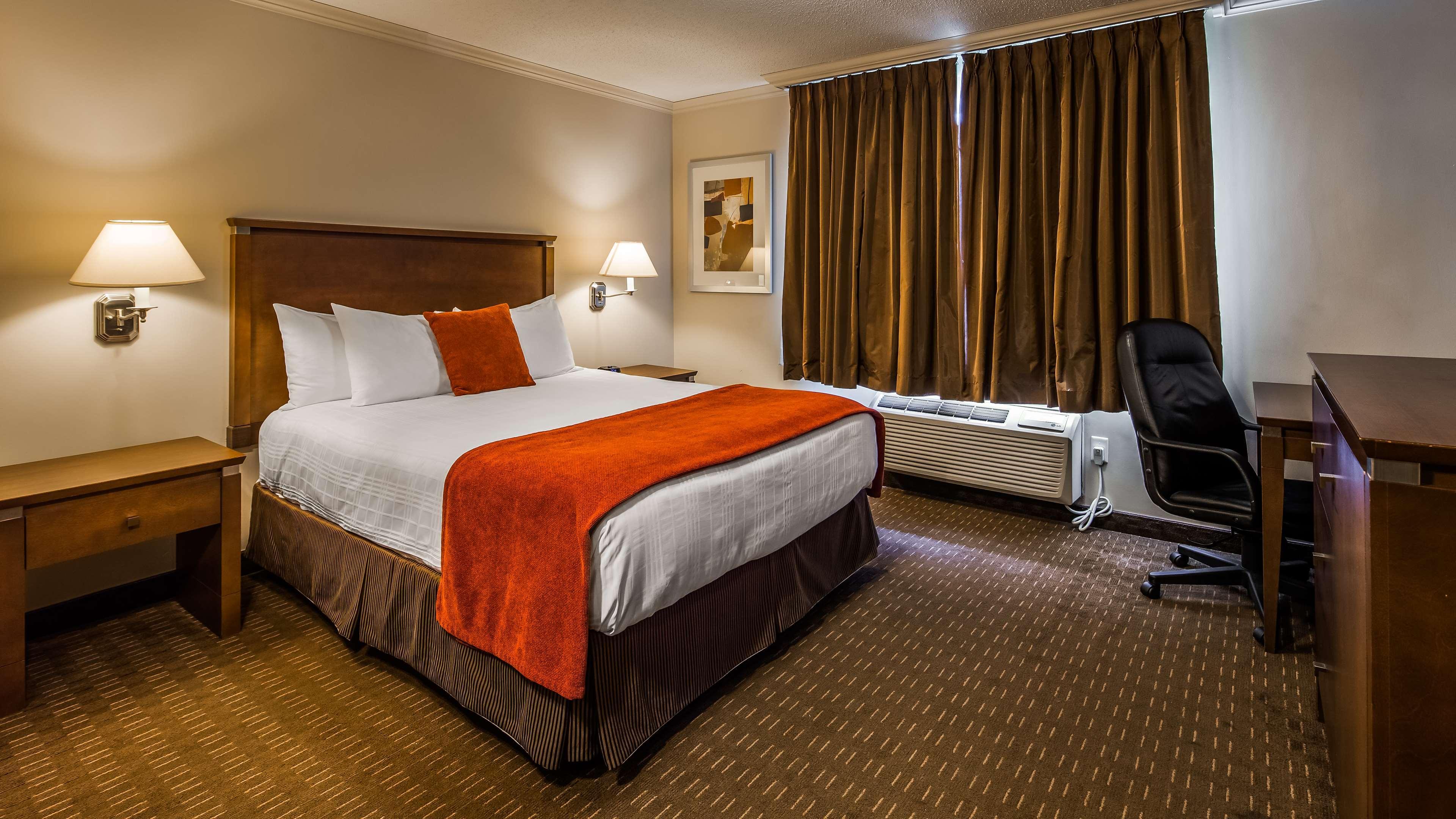 Best Western Plus Guildwood Inn Сарниа Екстериор снимка