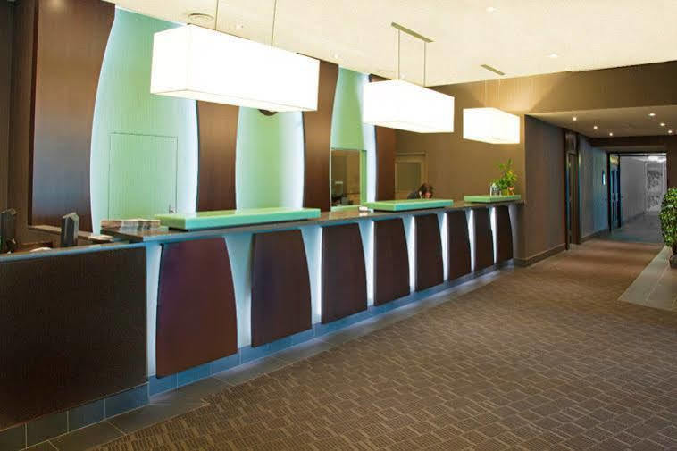 Best Western Plus Guildwood Inn Сарниа Екстериор снимка